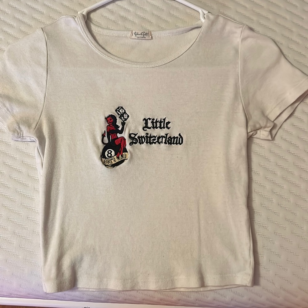 selling because i do not wear it